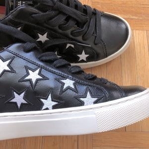 Skechers sneakers